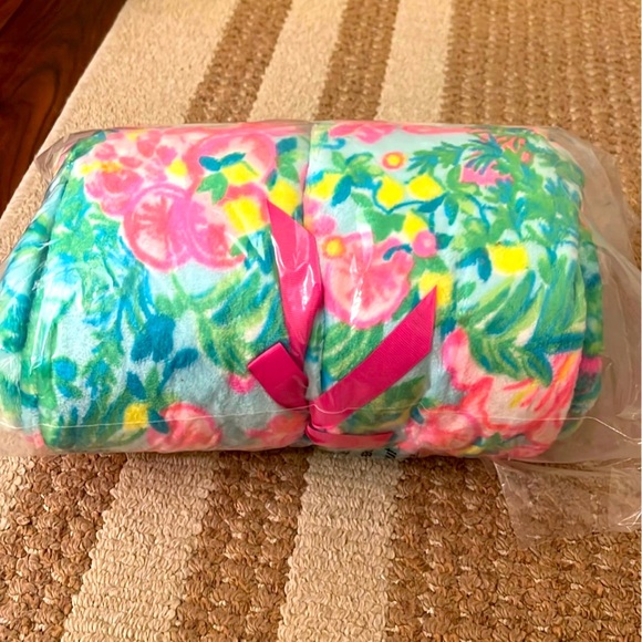 Lilly Pulitzer Other - Lilly Pulitzer Blanket